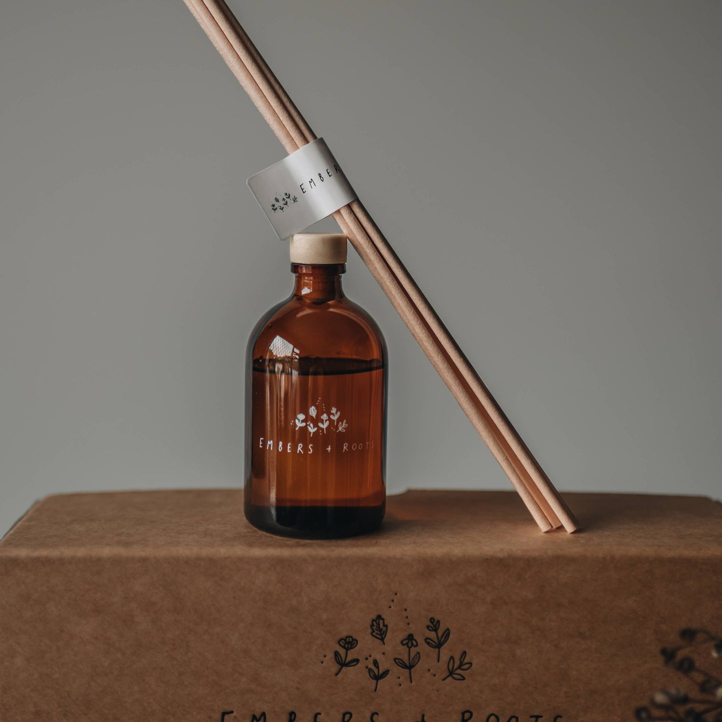 Apothecary Reed Diffuser | Apple Cobbler