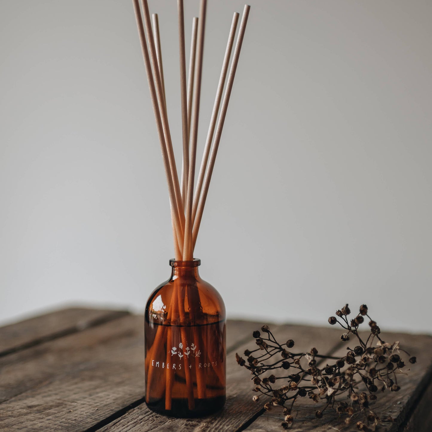 Apothecary Reed Diffuser | Apple Cobbler