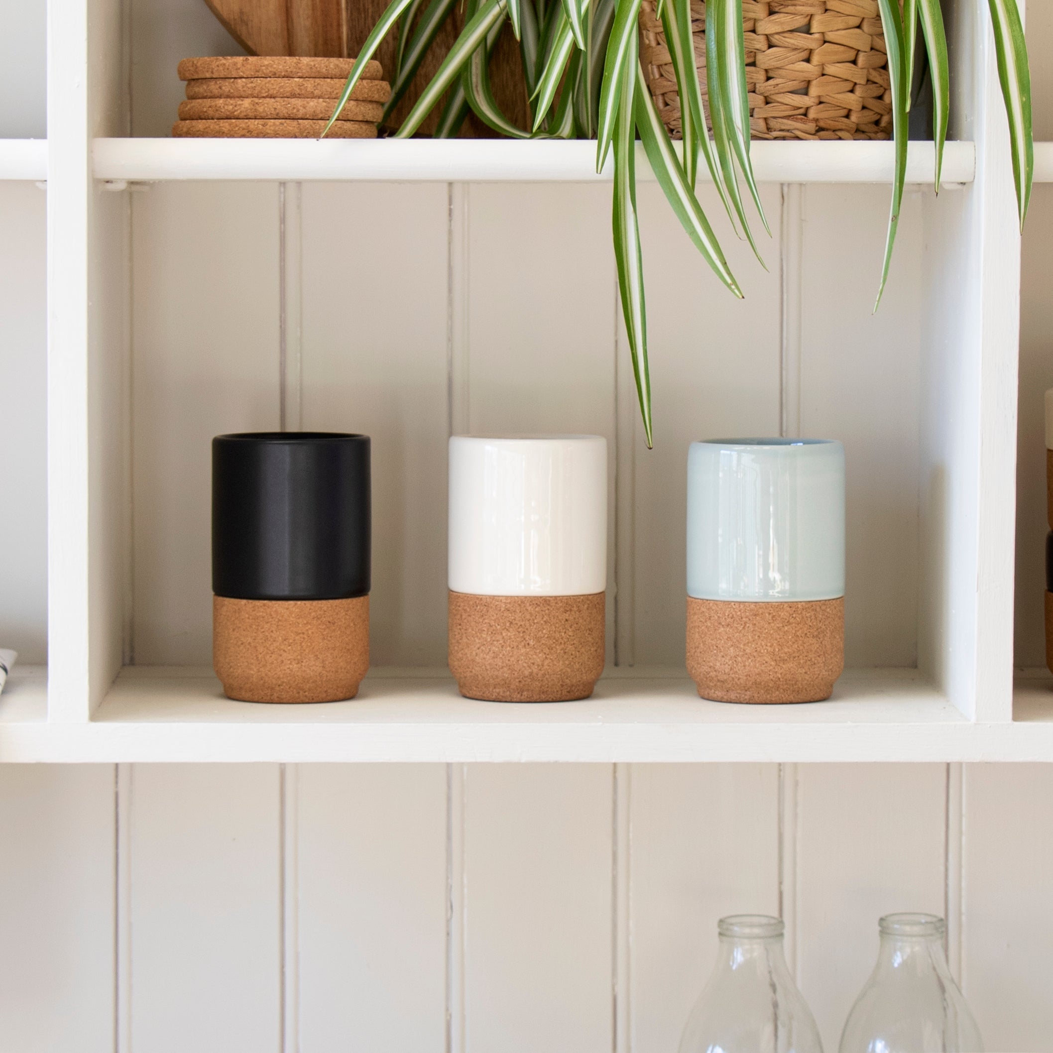Mugs & Glassware
