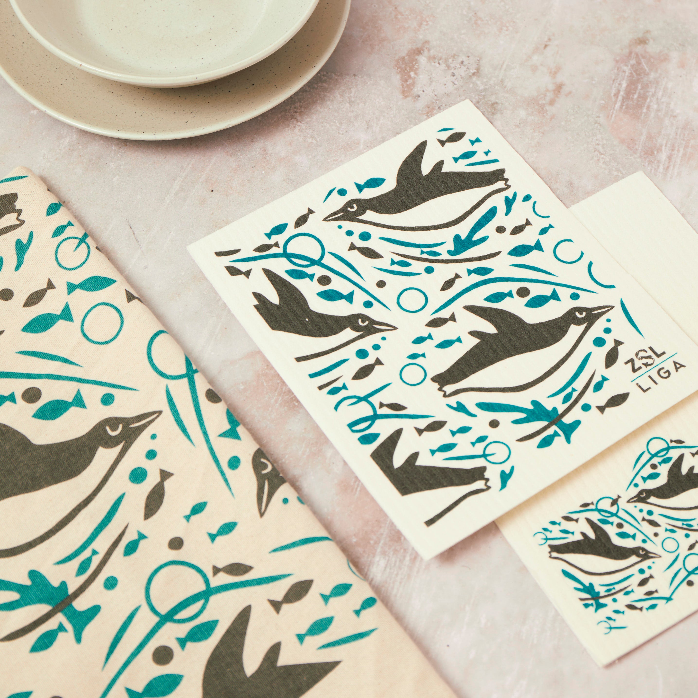 Tea Towel and matching Dishcloths | Swimming Penguin
