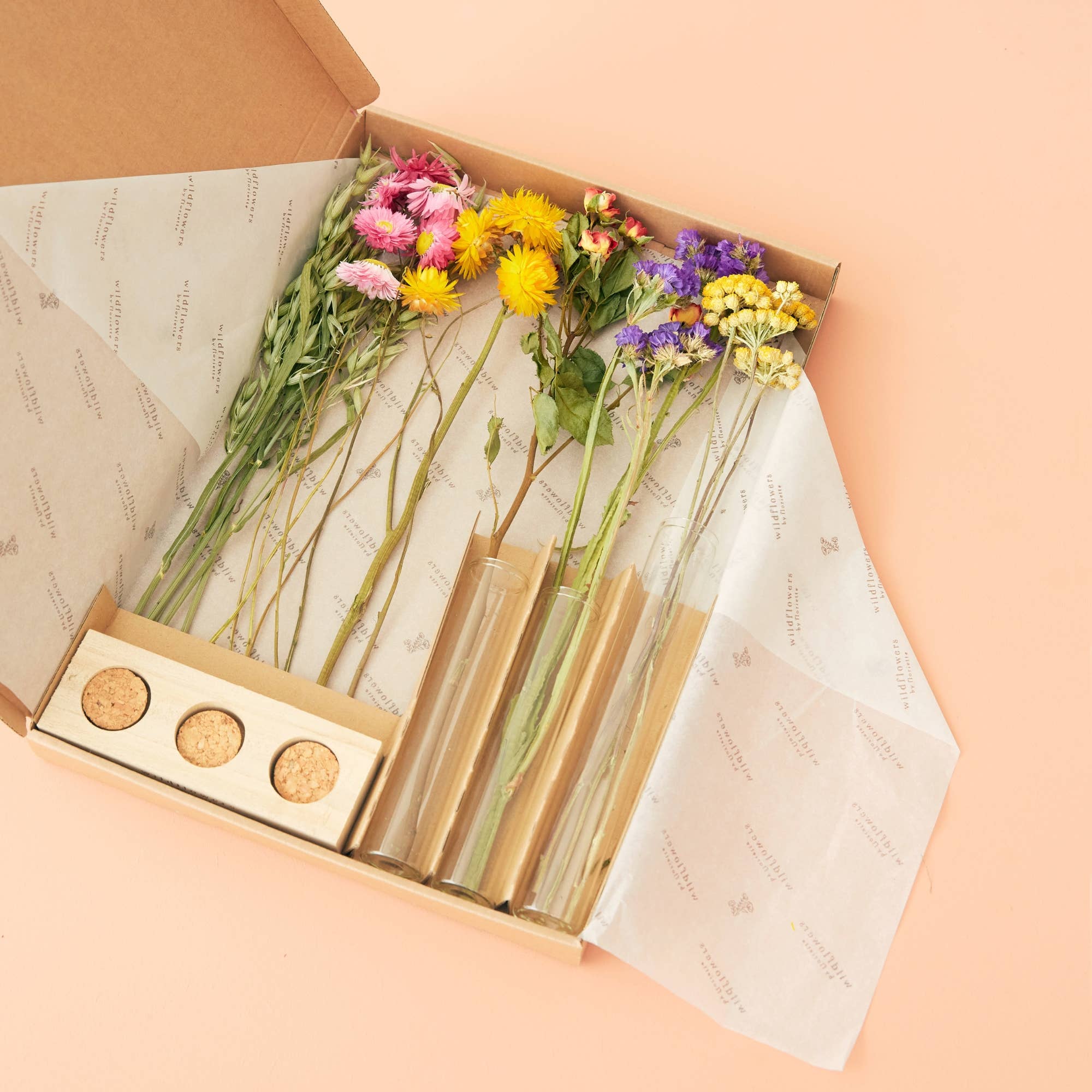 Dried Flowers in Letterbox | With vases