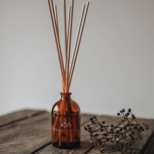 Apothecary Reed Diffuser | Apple Cobbler