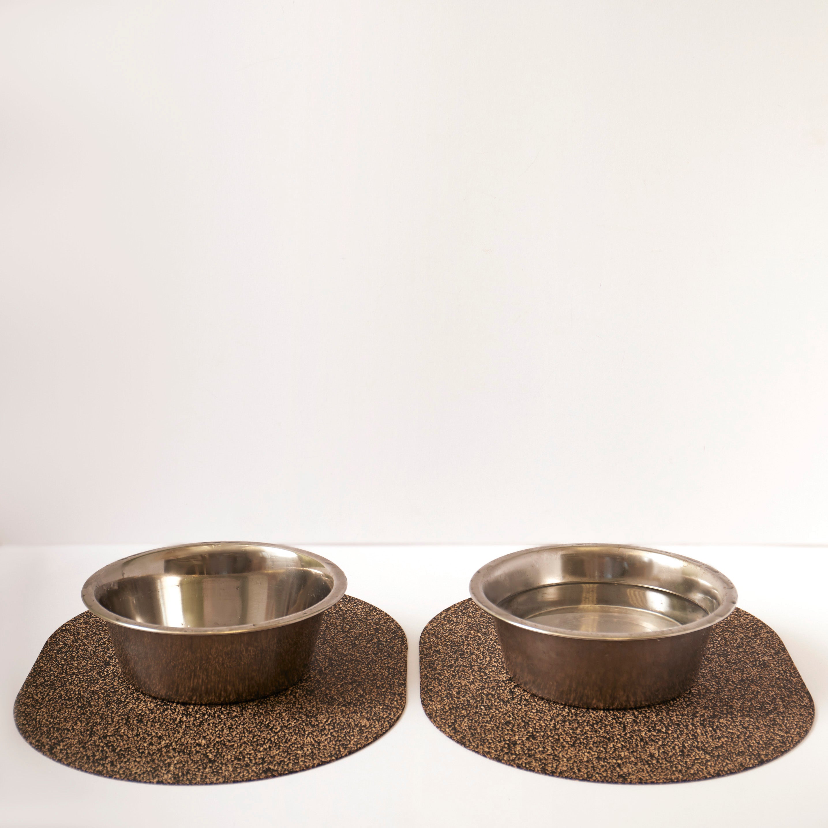 Dash Oval Pet Feeding Mat